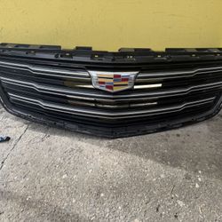 2018-2020 CADILLAC XTS GRILLE