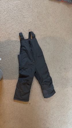 Kids snow pants size 3T