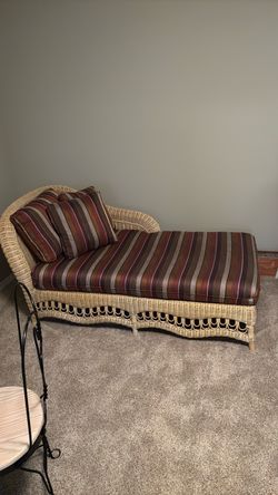 Chase lounge