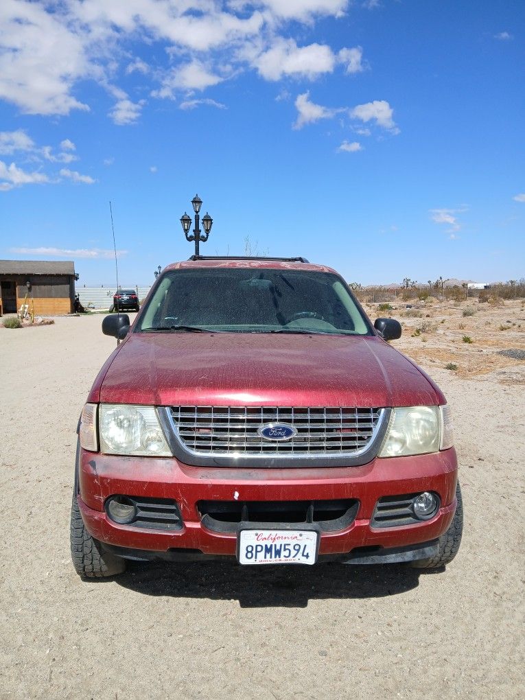 2004 Ford Explorer