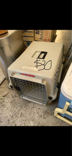 Excellent condition pets carriers