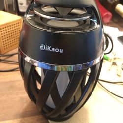 Bluetooth Flame Water Resistance Speaker