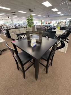5 PC DINING TABLE SET