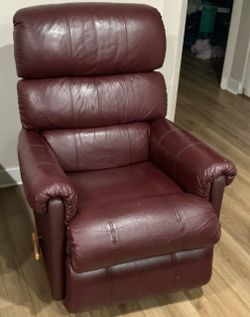 Reclineable chair