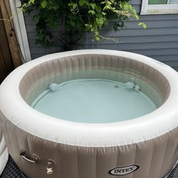 Intex 4 Person Pure Spa BUNDLE Inflatable Hot Tub 