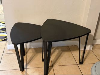 Modern Black Nesting Tables Set of 2 – Perfect for Small Spaces