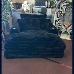 Midnight Madness Oversized Chair $10 Down Payment And Financing Available