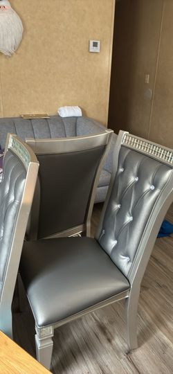 Dining set