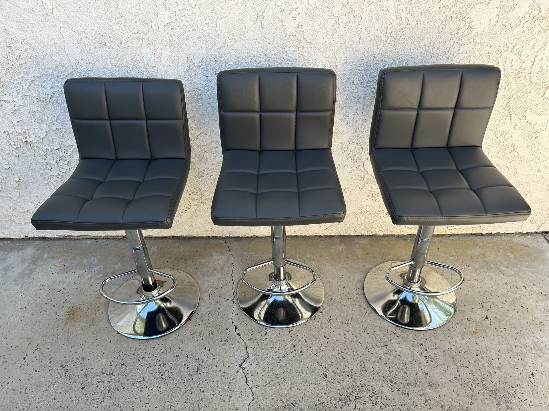 Set of 3 Gray Faux Leather Bar Stools 