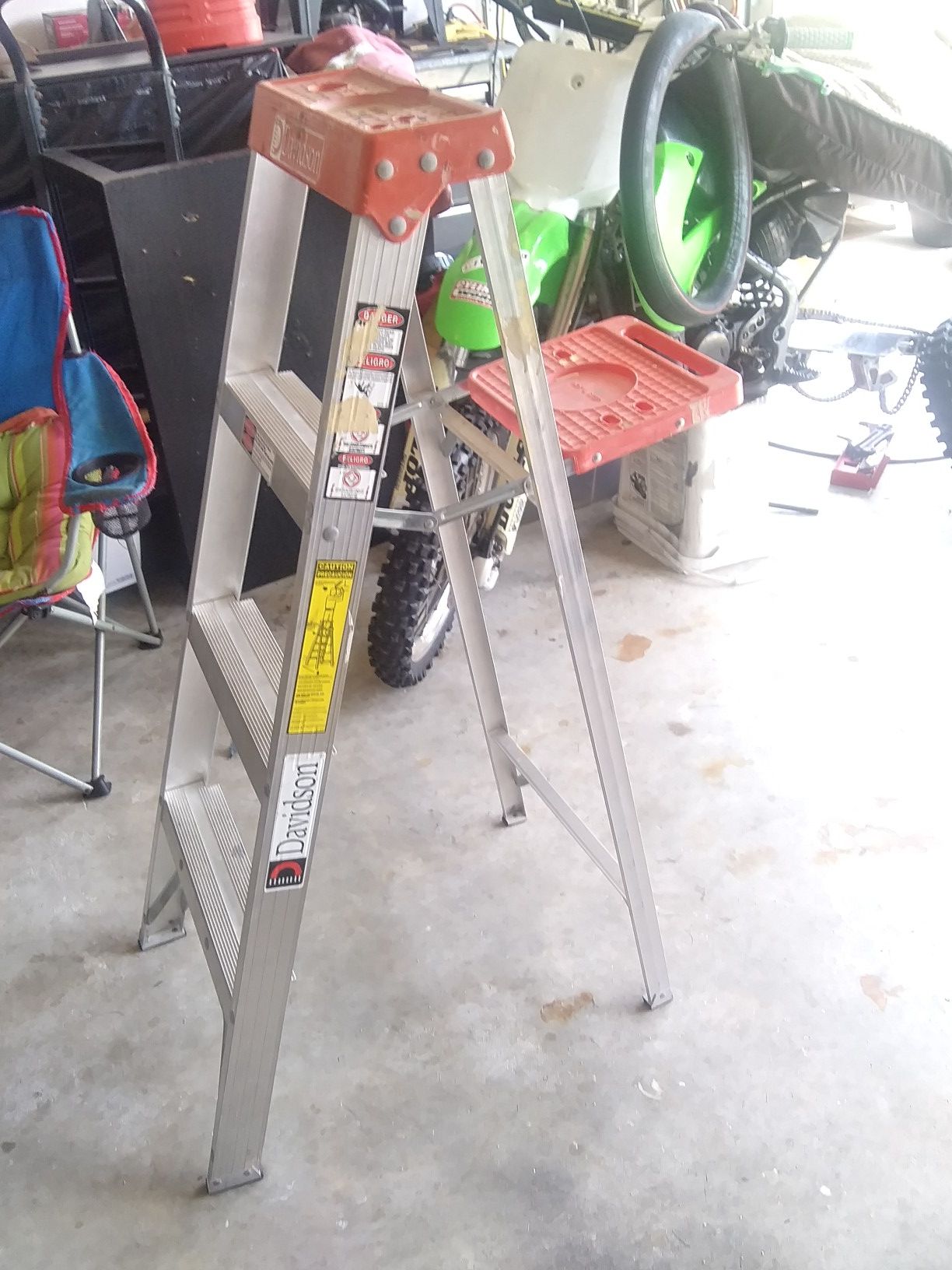 4 foot aluminum ladder