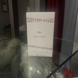 Burberry Her