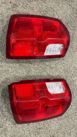 14-18 Silverado LTZ/High country rear tail lights
