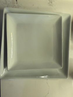 Crate & Barrel Dinner & Salad Plates