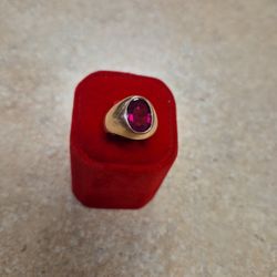 14k Solid Yellow Gold Single Stone Ring