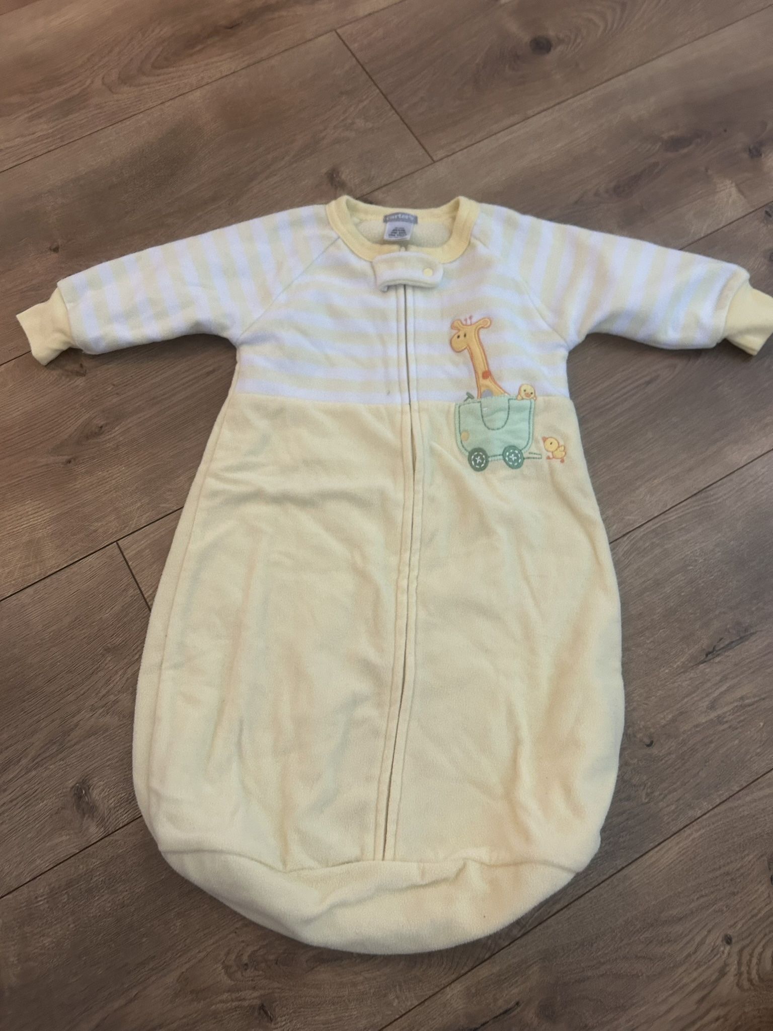 Lot Of 2  Vintage Baby Girl boy Clothes Vintage Carter's Fleece one size Mo. giraff Duck Sleep Bag 