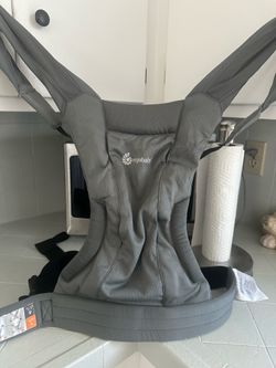 Ergo baby  Embrace carrier