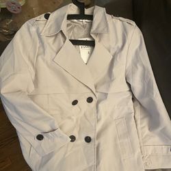 New!!!! Light Weight Coat