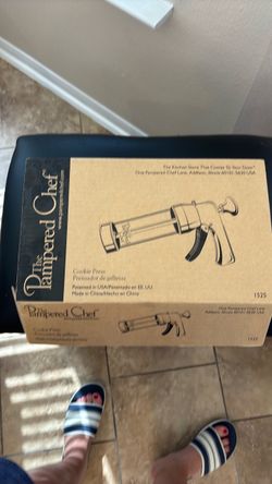 Cookie press- Pampered Chef