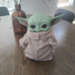 Baby Yoda plushie