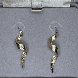 14K Solid Gold Handmade Spiral Stamped Dangle Fish Hook Earrings .5g