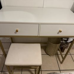 Vanity With Bench