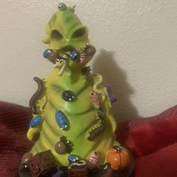 Oogie Boogie Statue 