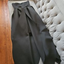 AKIRA Black Label Pleated Maxi – The Ultimate Aesthetic Chameleon – Goth, Anime, & Formal - Medium