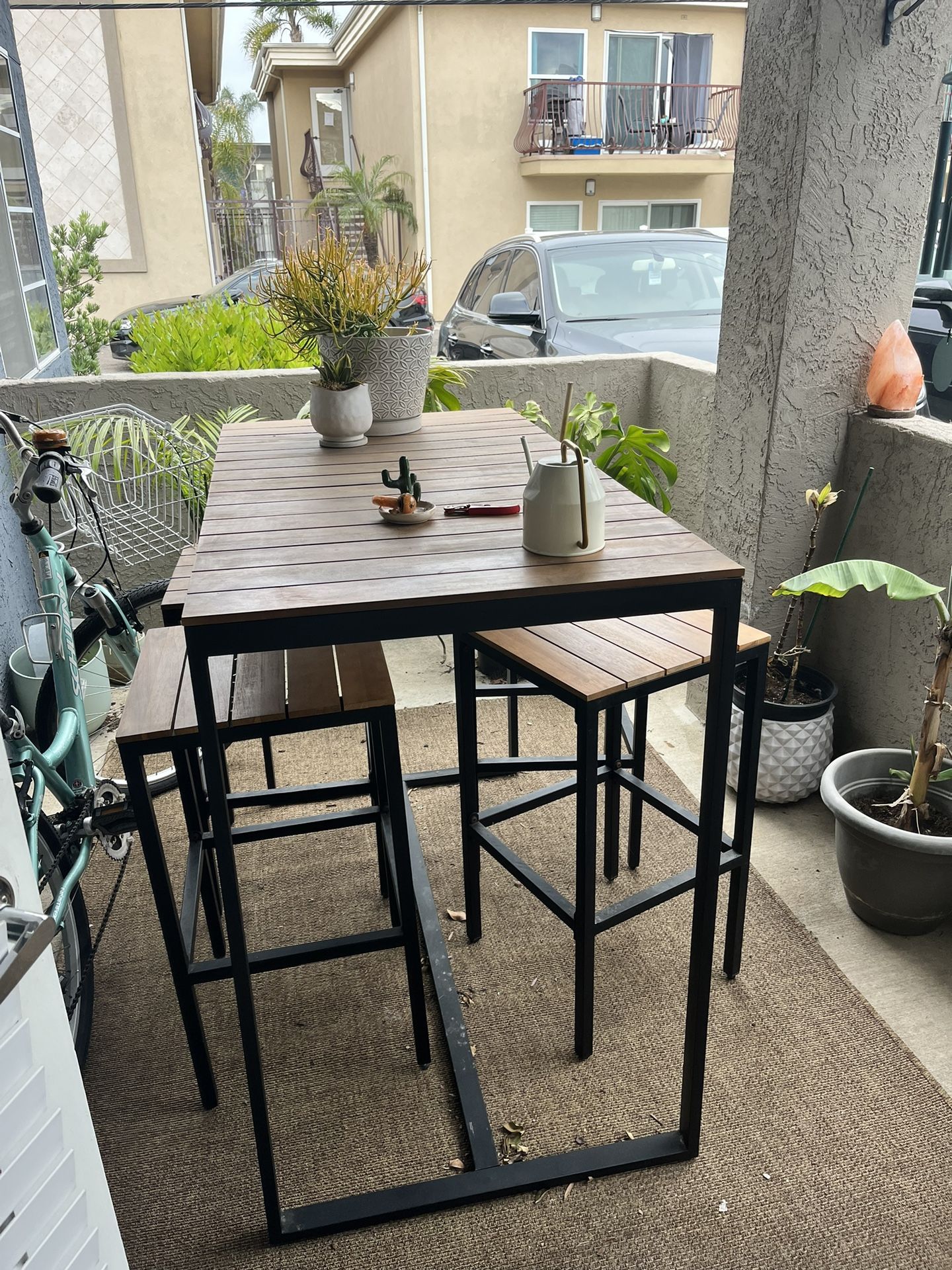 Patio table