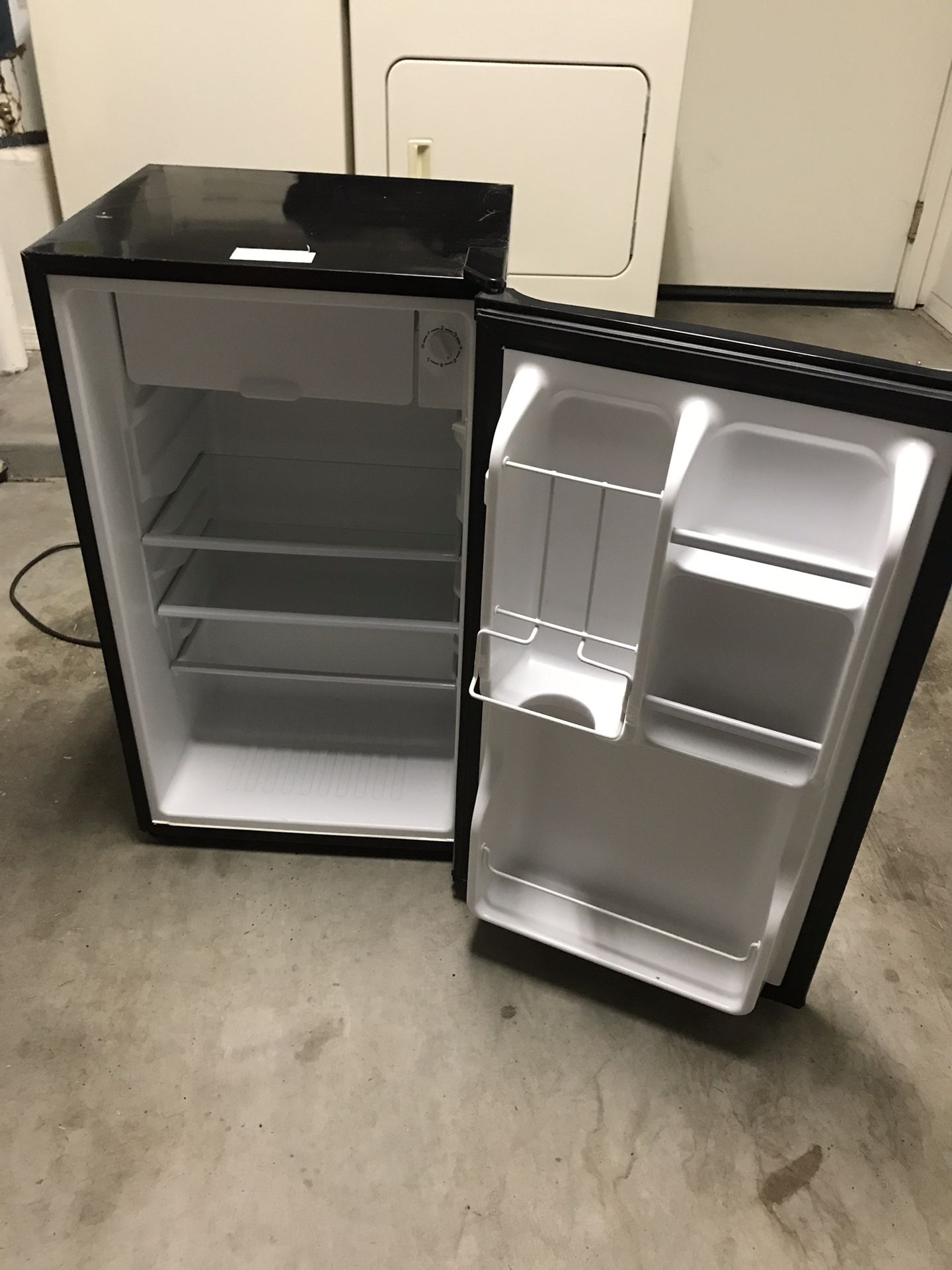 Magic Chef Mini Fridge