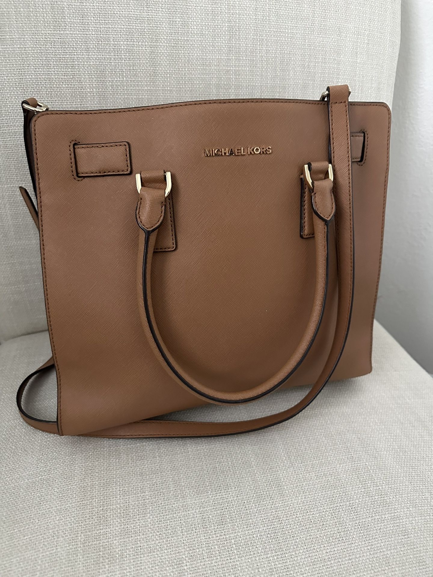 Michael Kors Large Dillon Handbag