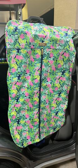 Lilly Pulitzer Garmet Bag