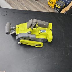 Ryobi P450 18v Planer
