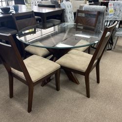 5 Pc Dining Table Set