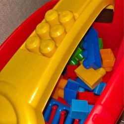 Mega Blocks Scoop Wagons
