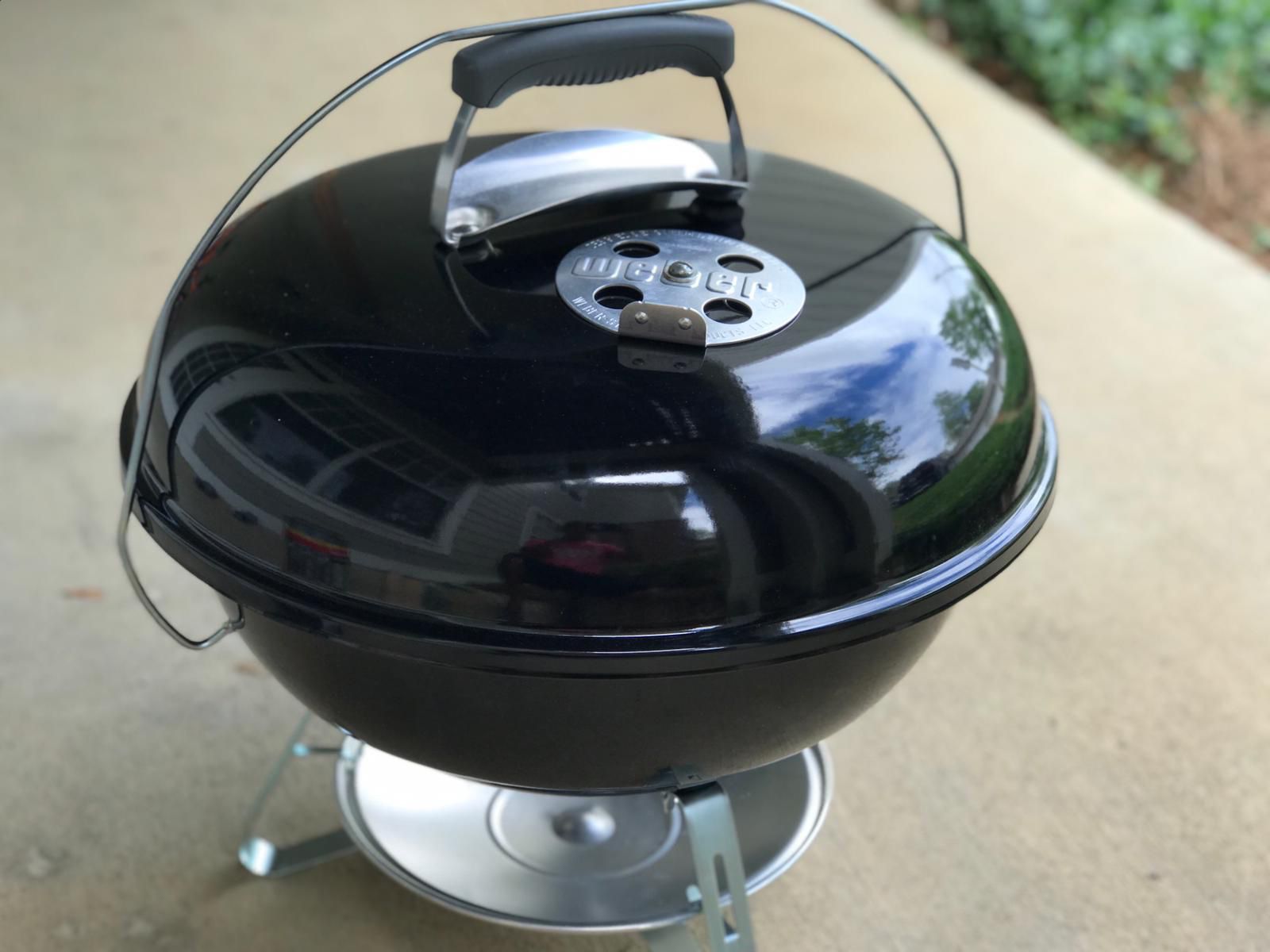 Weber Lumin Compact Outdoor Electric Barbecue Grill, Black - Great Small  Spaces such as Patios, Balconies, and Decks, Portable and Convenient for  Sale in Dearborn, MI - OfferUp