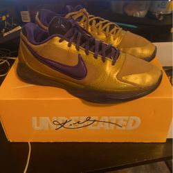 Nike Kobe 5 Protro “Undefeated Hall Of Fame”