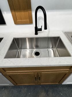 32" Stainless Undermount Sink U3219SS