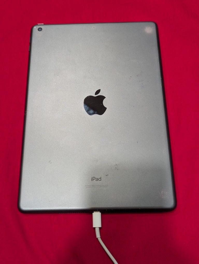 APPLE iPad 8 Model A2270 for Parts