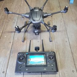 Yuneec Camera Drone