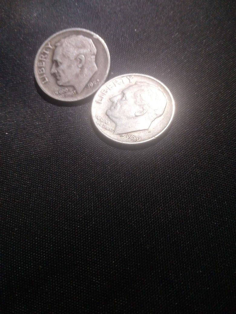 1959 And 1952 Silver Dimes