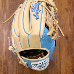 New- Rawlings ⚾️ Heart of the Hide R2G Glove