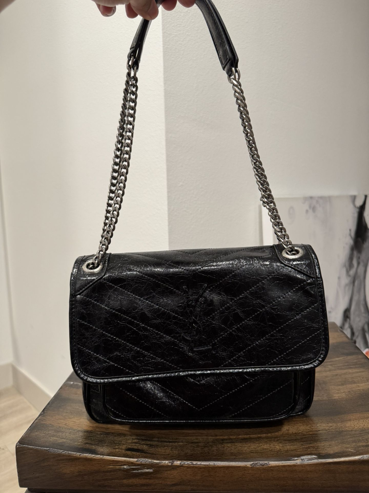 Used Saint Laurent Leather Niki Medium
