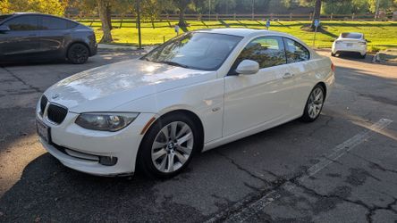 2011 BMW 328i COUPE! ONE OWNER!
