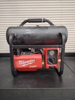 Milwaukee Electric Compressor M18 Fuel (2 gallon)