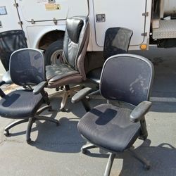 Office Chairs 