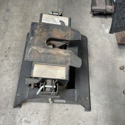 5th Wheel Hitch