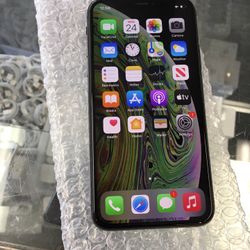 iPhone XS 64GB AT&T , Cricket H2O And Net 10