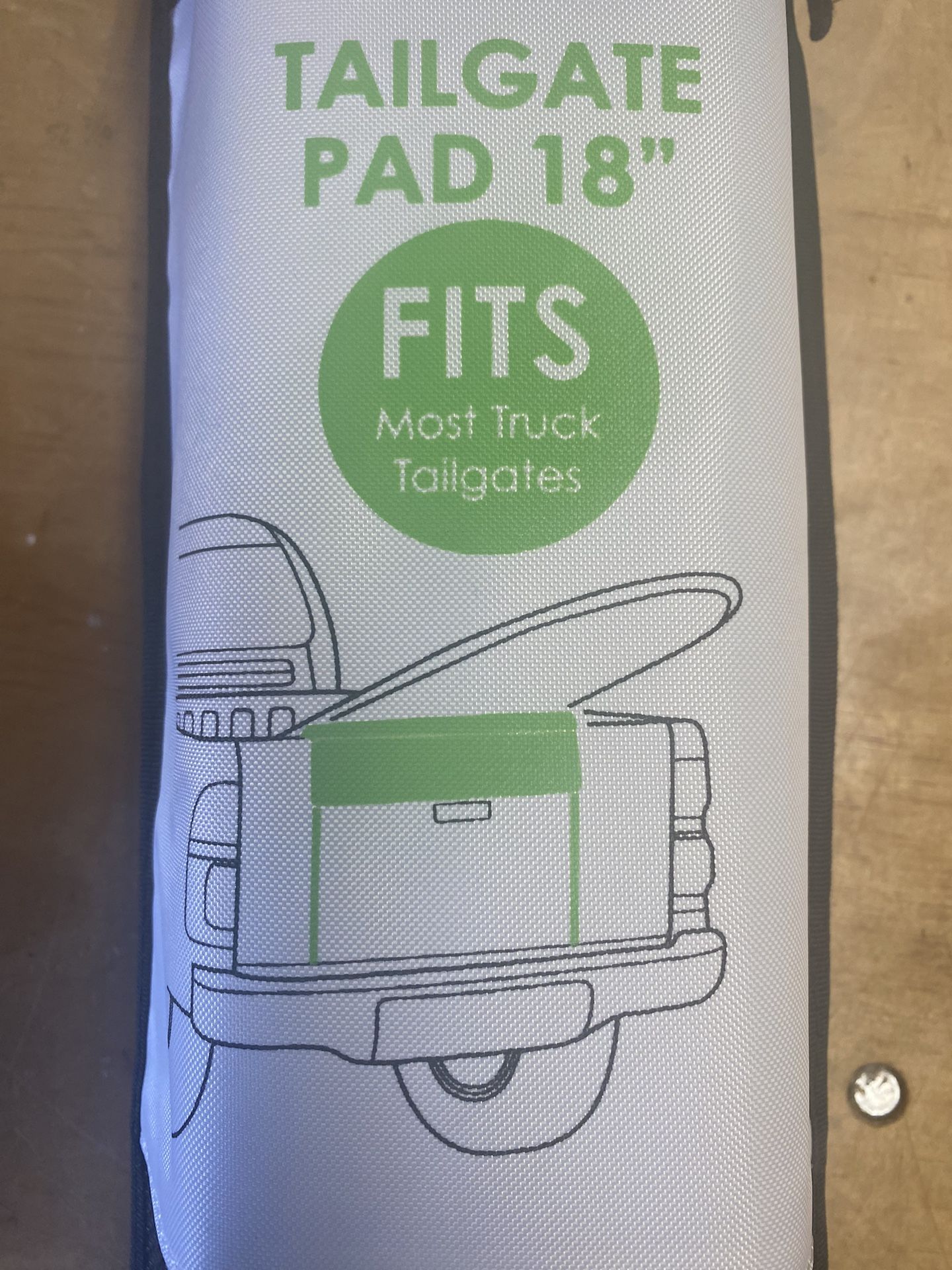 Tailgate Pad 18” for SUP, Paddle Board, Surfboard, Bike