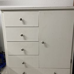 White Wood Dresser 
