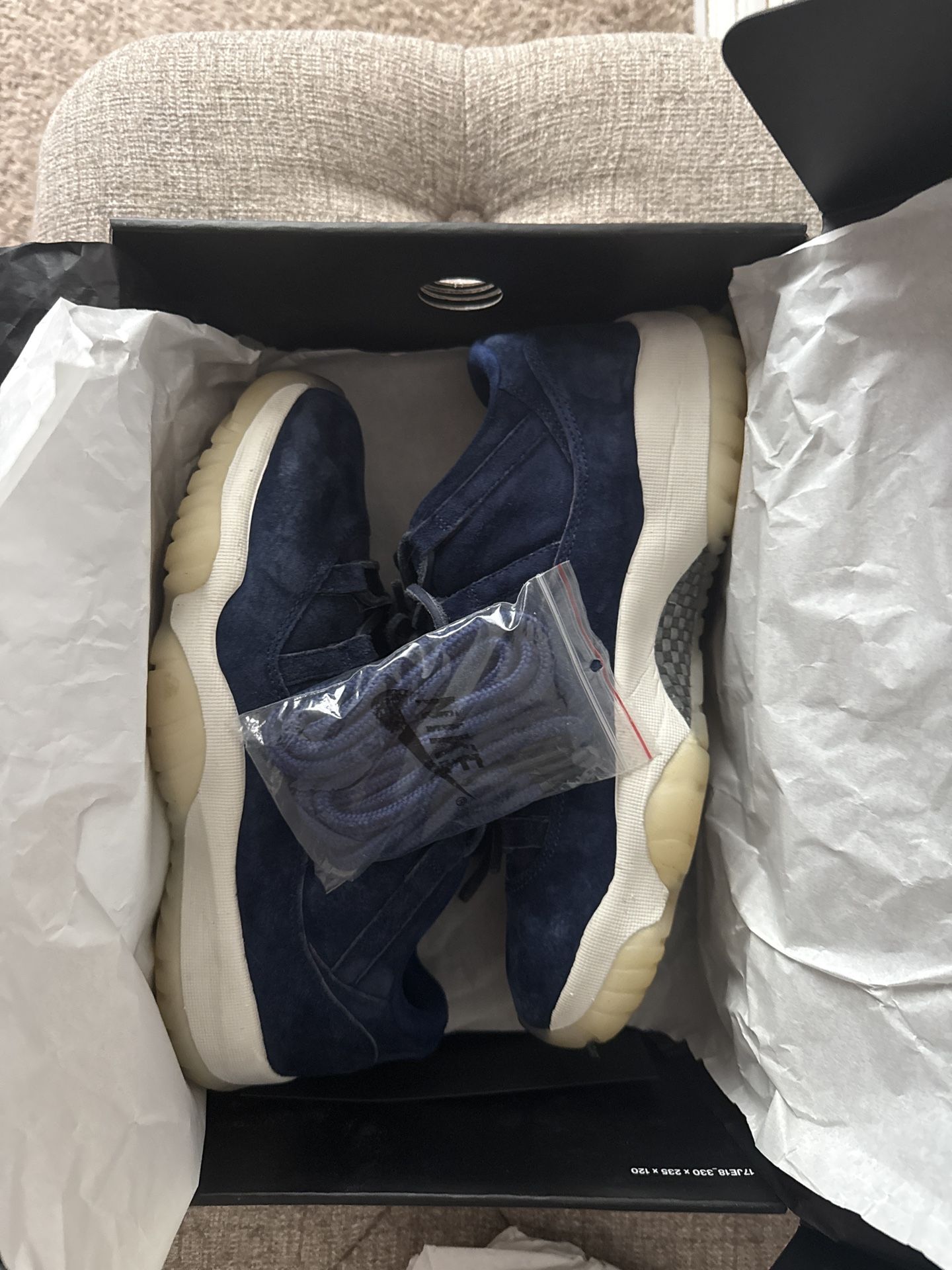 Jordan 11 “Respect” Low